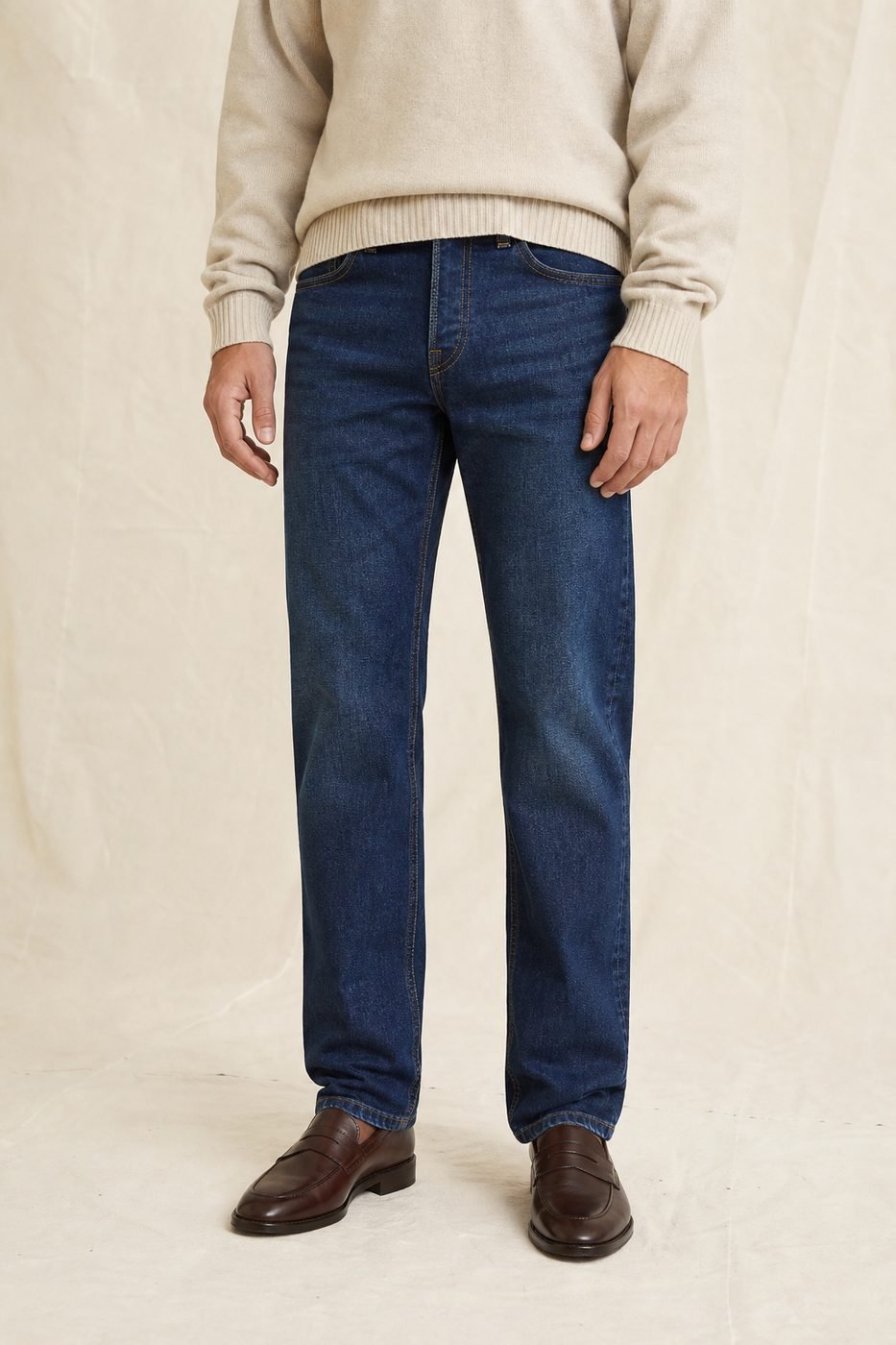 Man wearing regular classic fit jeans